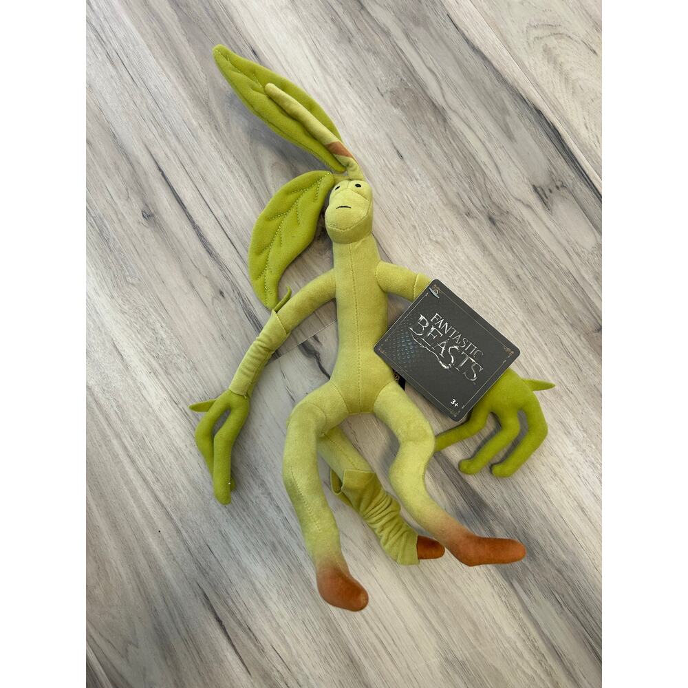 NWT Fantastic Beasts Bowtruckle Collectors Plush Toy Noble Collection